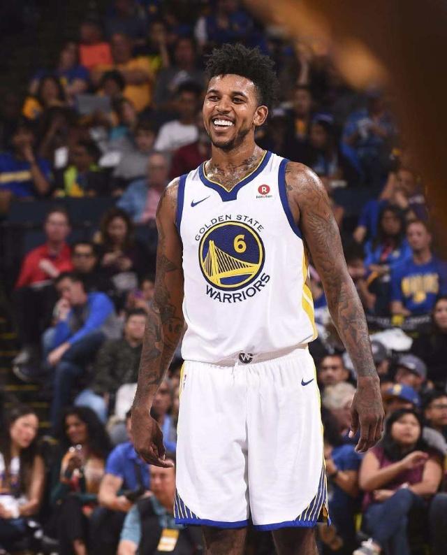 科斯切尔尼卫报专访：谈阿森纳、当洛里昂总监&足球思路（科斯切尔尼接受卫报专访：聊阿森纳、出任洛里昂总监与足球理念）