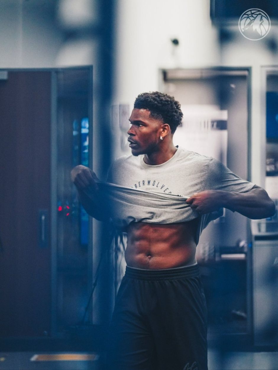 韩足晚报（2025.11.20）K1赛季最佳候选出炉（韩国足球晚报（2025年11月20日）：K1联赛赛季最佳入围名单揭晓）