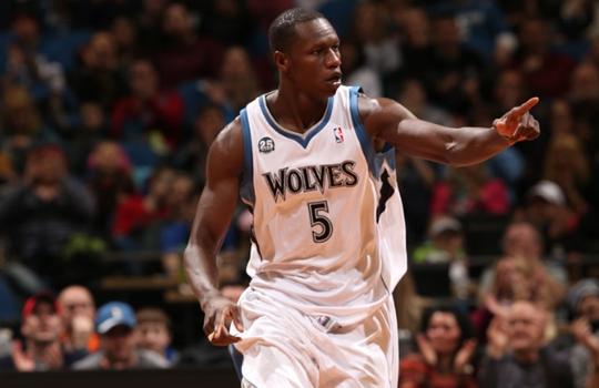 土耳其足协公布对102名涉赌球员处罚结果，其中5人被禁赛1年（土耳其足协通报：102名涉赌球员被处罚，5人禁赛一年）