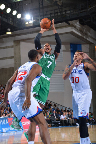 恩BA的烟火气里，藏着一位体育人的赤诚与梦想（恩BA的人间烟火，映照着一位体育人的赤诚与梦想）