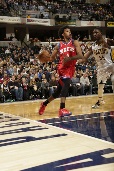 斯基拉：哈托今天与切尔西签约至2032年，并附带1年续约选项（斯基拉：哈托今日与切尔西签约至2032年，合同含1年延长选项）